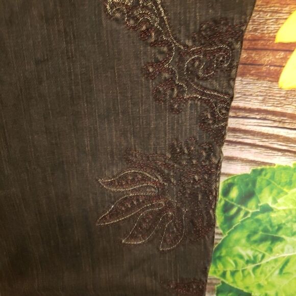 Tribal denim pants Black ebossed design on legs - Picture 5 of 5